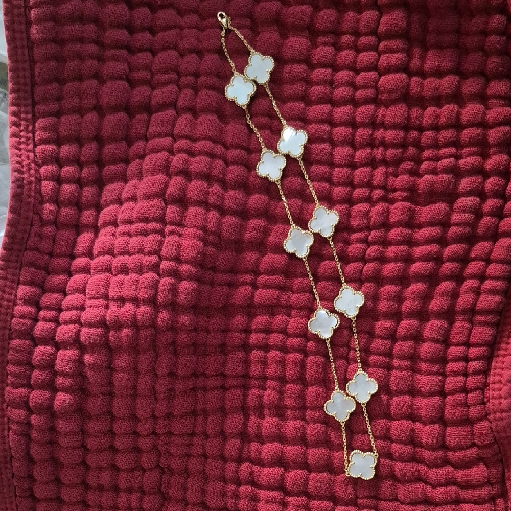 18” White Clover Necklace | 925 Sterling Silver